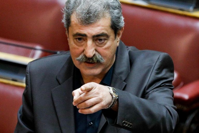 Τον Πολάκη… κι αν τον πλένεις, το σαπούνι σου χαλάς!