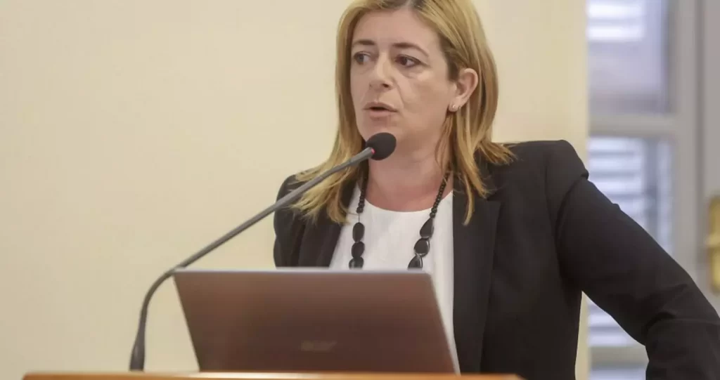 Βλέπει… στοχευμένες ενέργειες η Μ. Καναβάκη