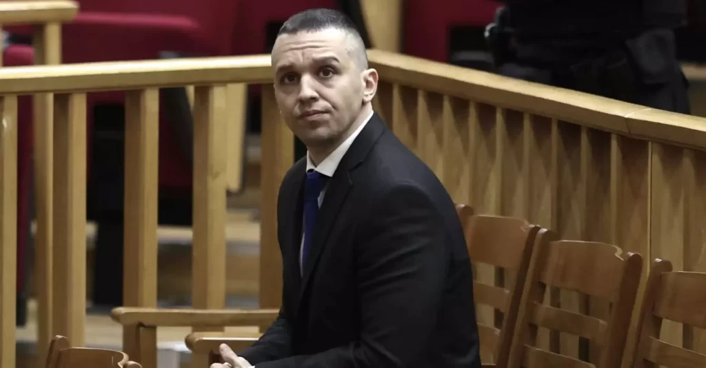 Διχασμένος ο νομικός κόσμος της Ελλάδας για την κάθοδο του κόμματος Κασιδιάρη