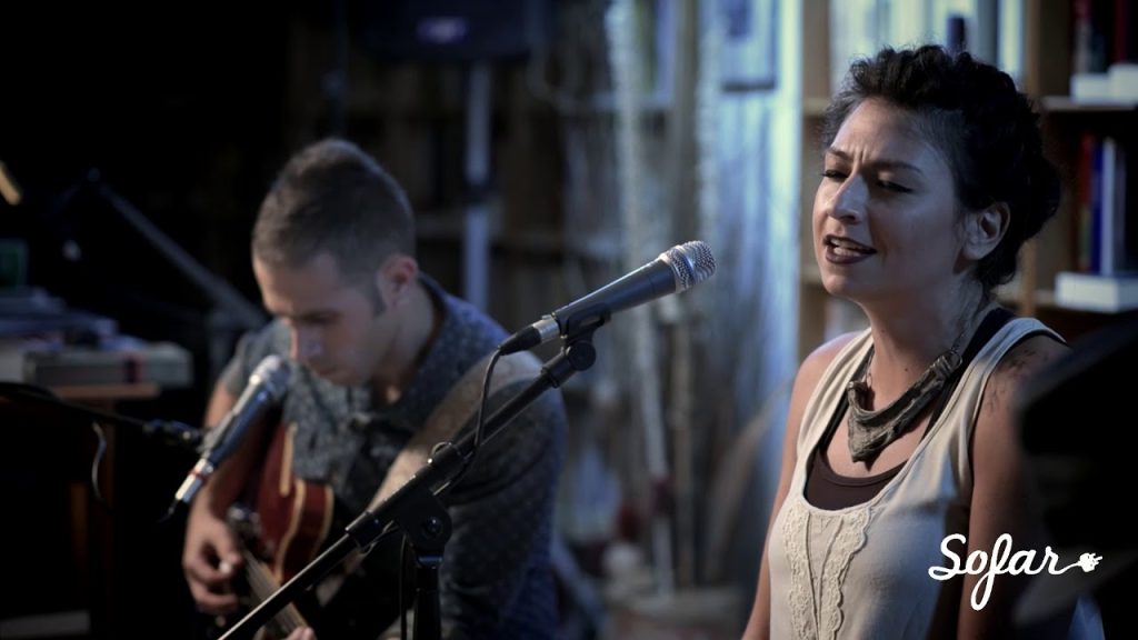 Πάρτυ στο Σκαλάνι με τη Βαγγελιώ Φασουλάκη