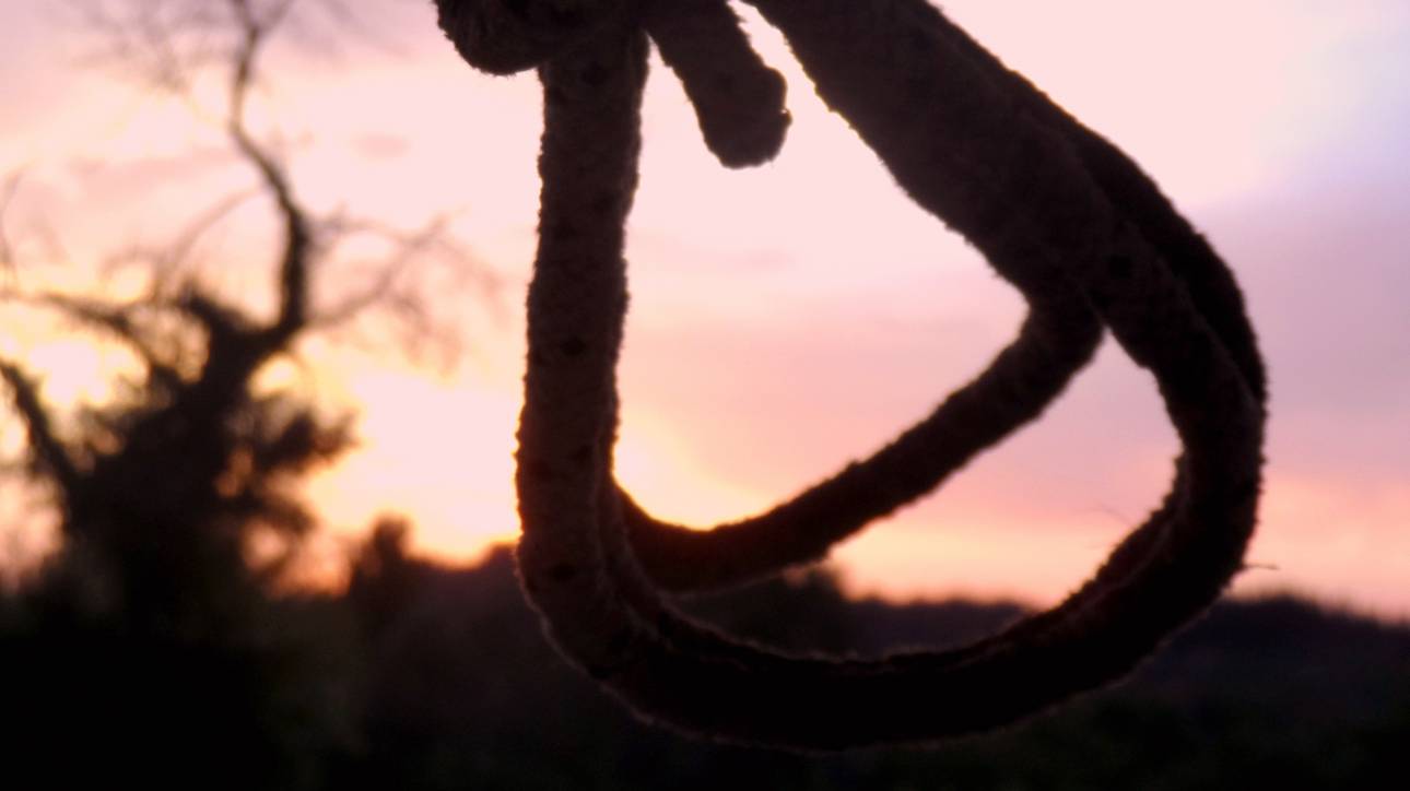 Σοκ από τις διπλές αυτοκτονίες αστυνομικών