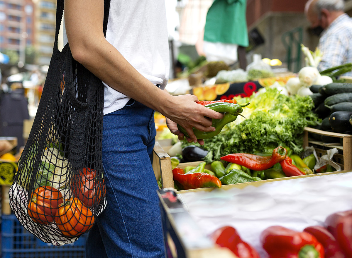 Προπληρώνουν πλέον τις θέσεις τους οι δικαιούχοι στις λαϊκές αγορές του Ηρακλείου