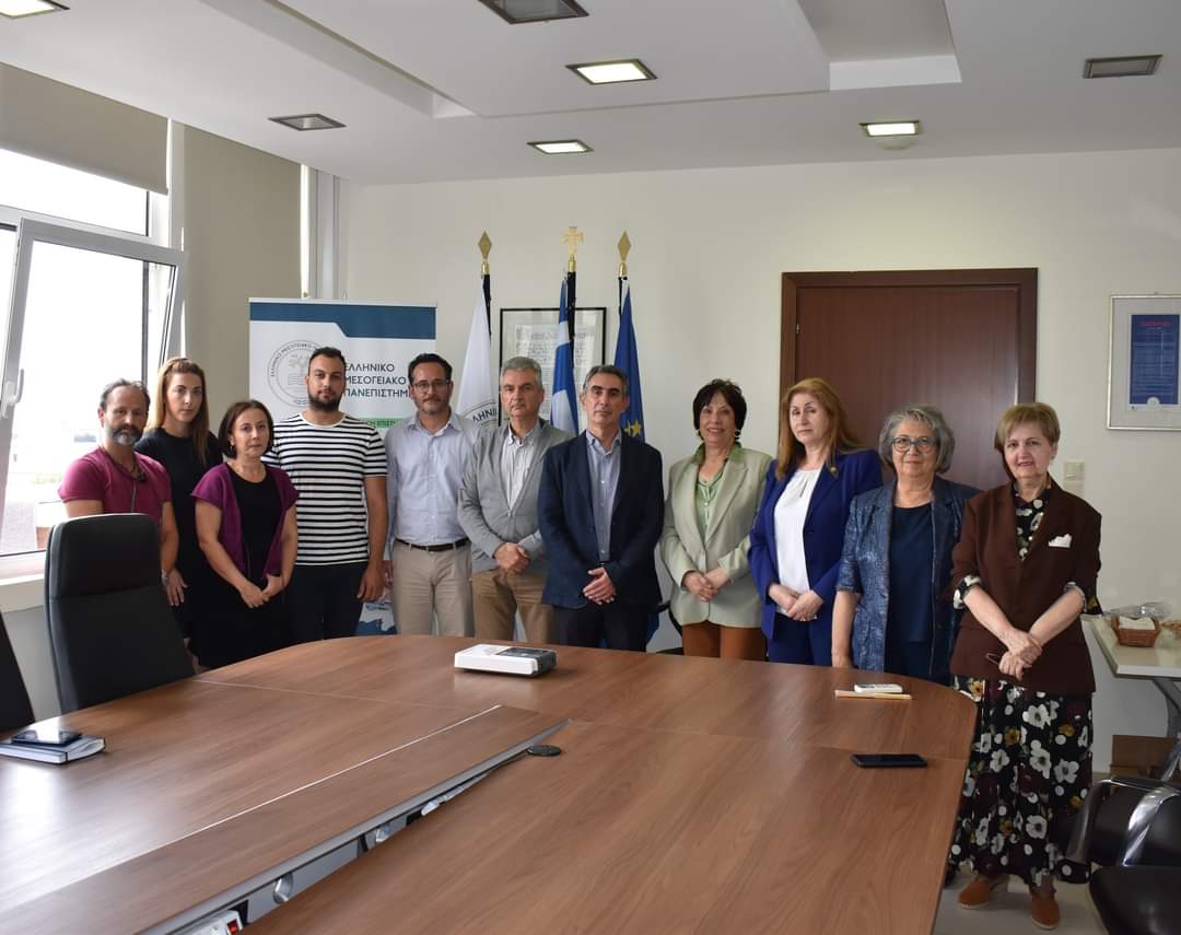 Δώρισαν ηλεκτροκαρδιογράφο στο ΕΛΜΕΠΑ