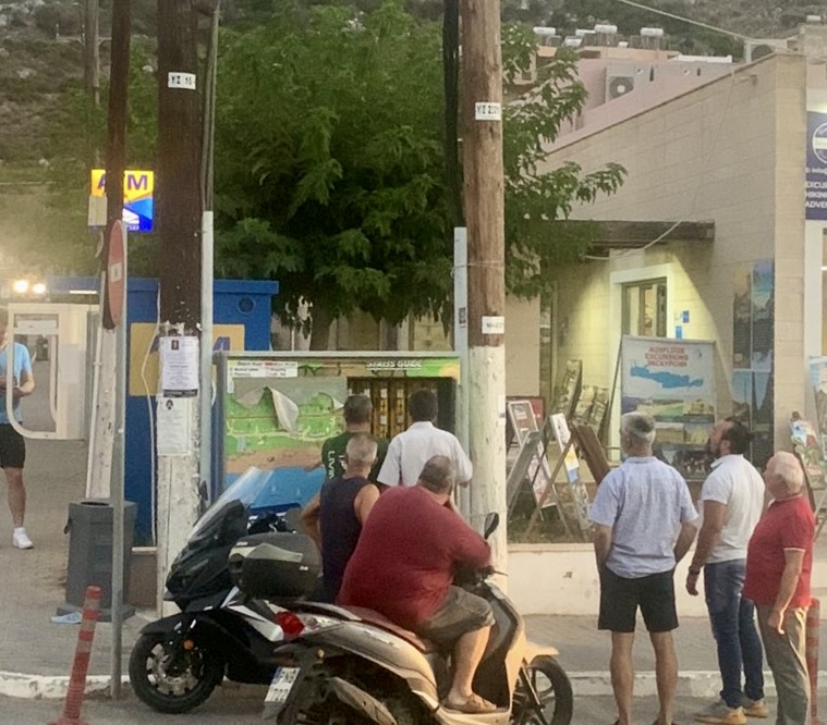 Προσπαθούν να “επιβιώσουν” από τις διακοπές ρεύματος στη Σταλίδα – Κανένα πρόβλημα απαντά ο ΔΕΔΔΗΕ