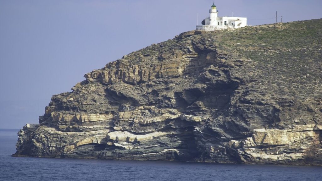 Ο πιο παλιός φάρος στην Ελλάδα – Πού βρίσκεται