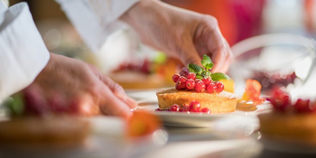 Από Δευτέρα αιτήσεις για τα δημόσια ΙΕΚ Τουρισμού