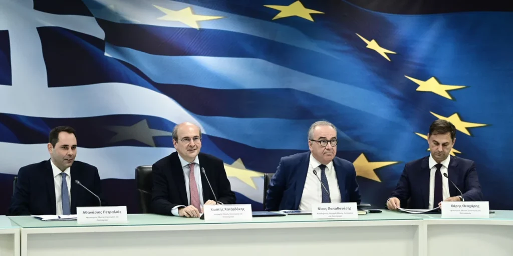 Χατζηδάκης: Παράταση Market Pass – Αυξήσεις στο Δημόσιο 70 ευρώ