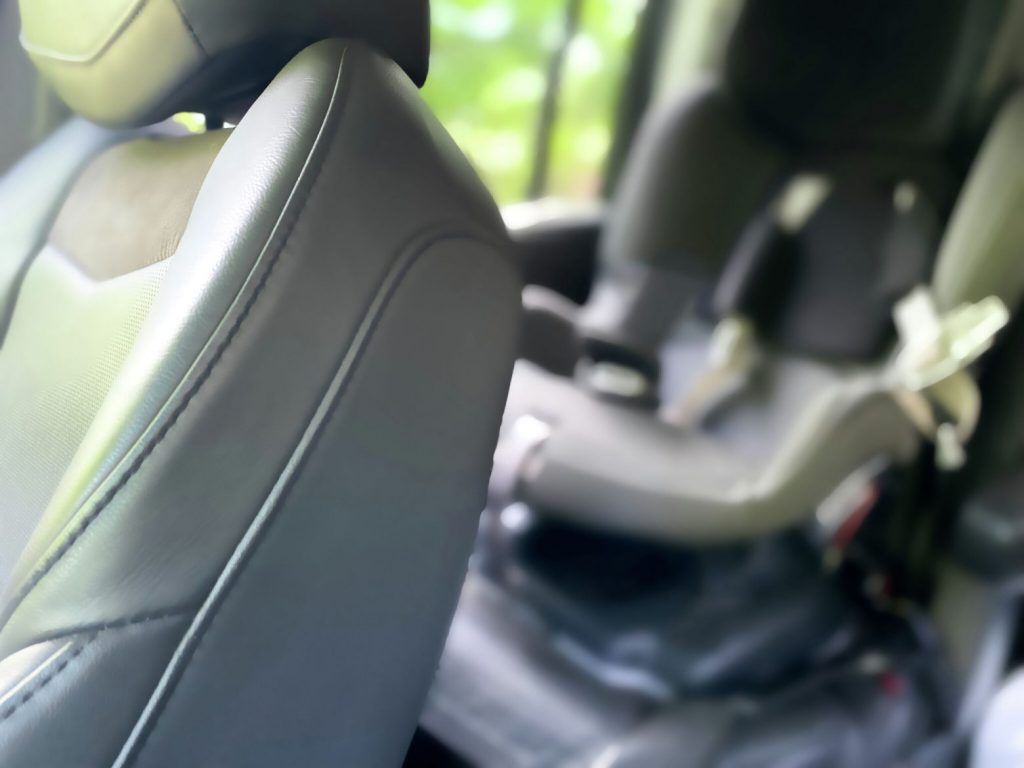 Αστυνομικοί έσωσαν κλειδωμένο παιδί από θερμοπληξία