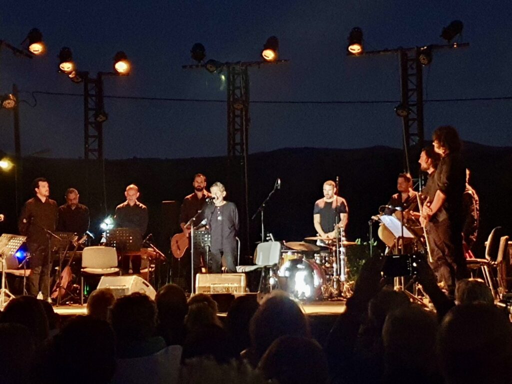 Μάγεψε το κοινό ο Σταύρος Ξαρχάκος (photos)