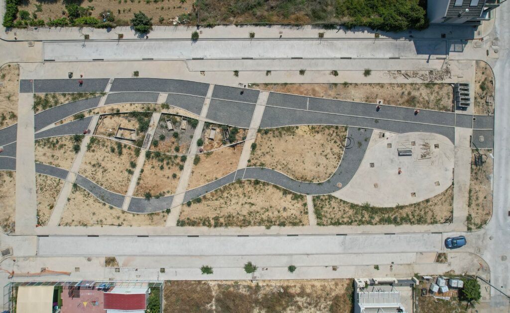 Συνεχίζεται η ανάπλαση του πάρκου Ερυθραίας