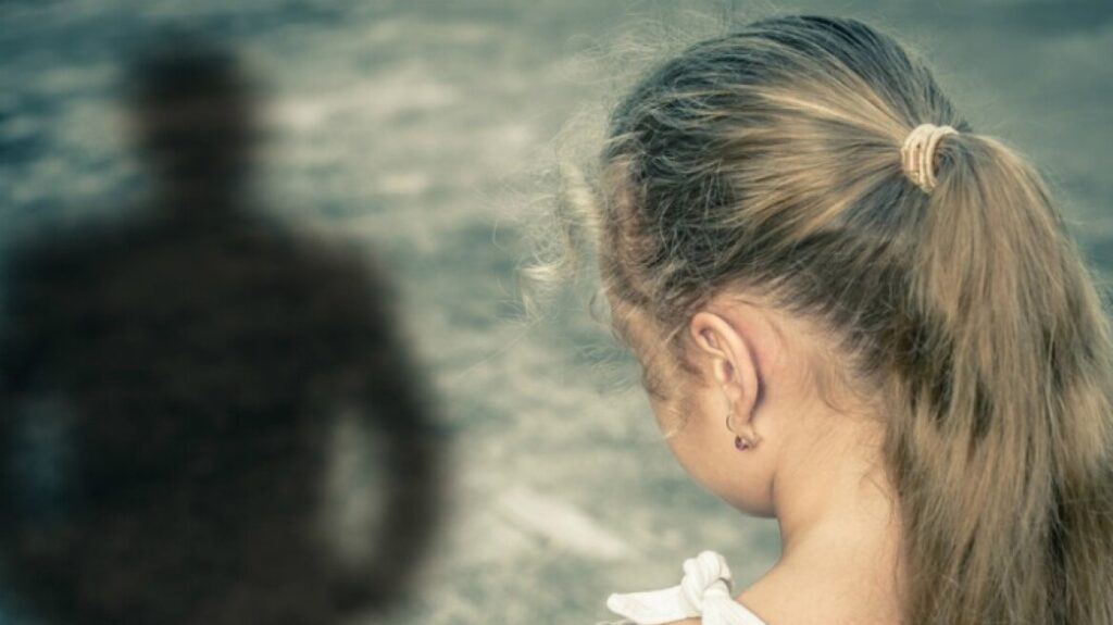 Σύλληψη 85χρονου για ασέλγεια σε 13χρονη