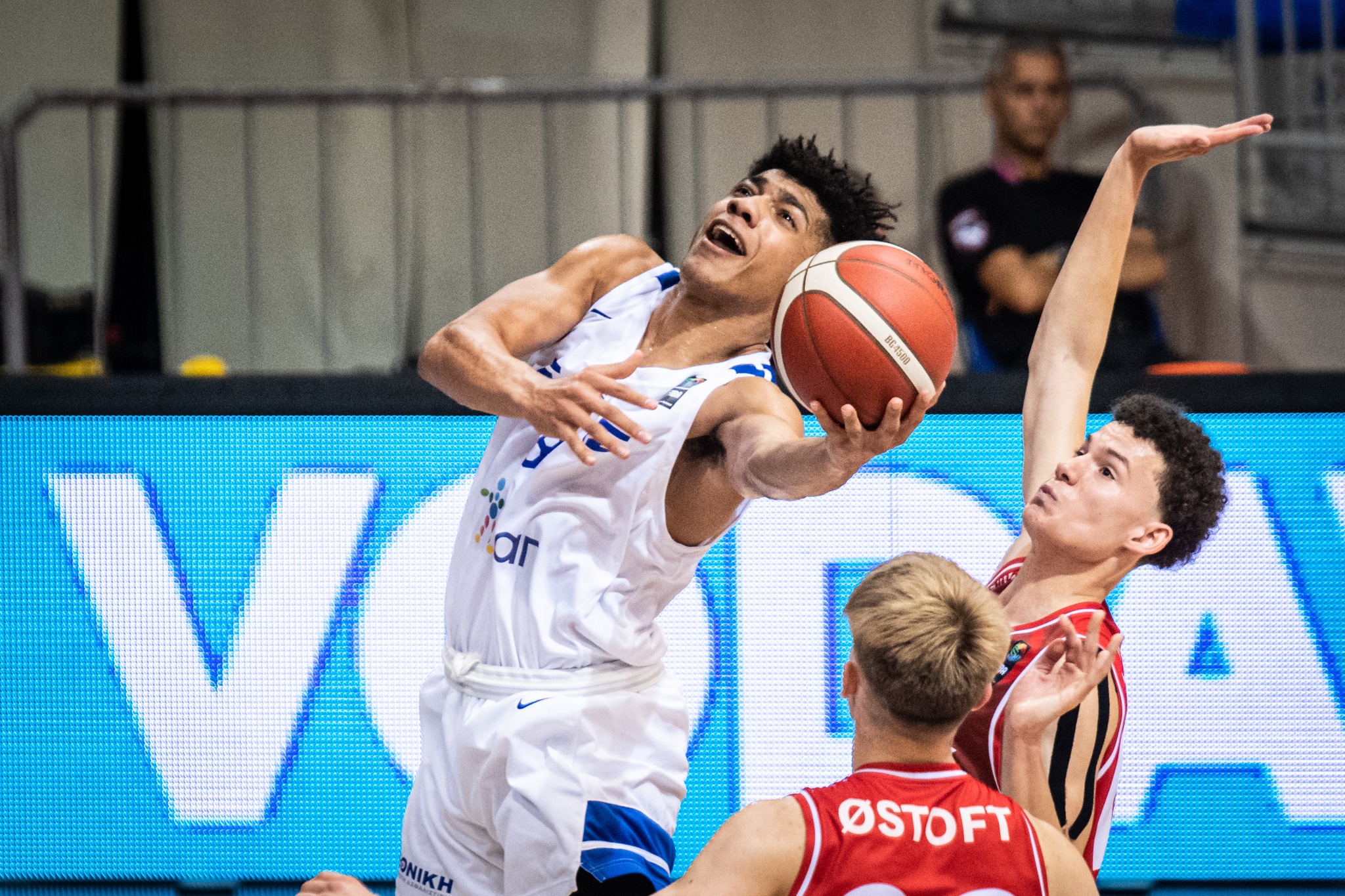 Για την πρόκριση η Εθνική Εφήβων