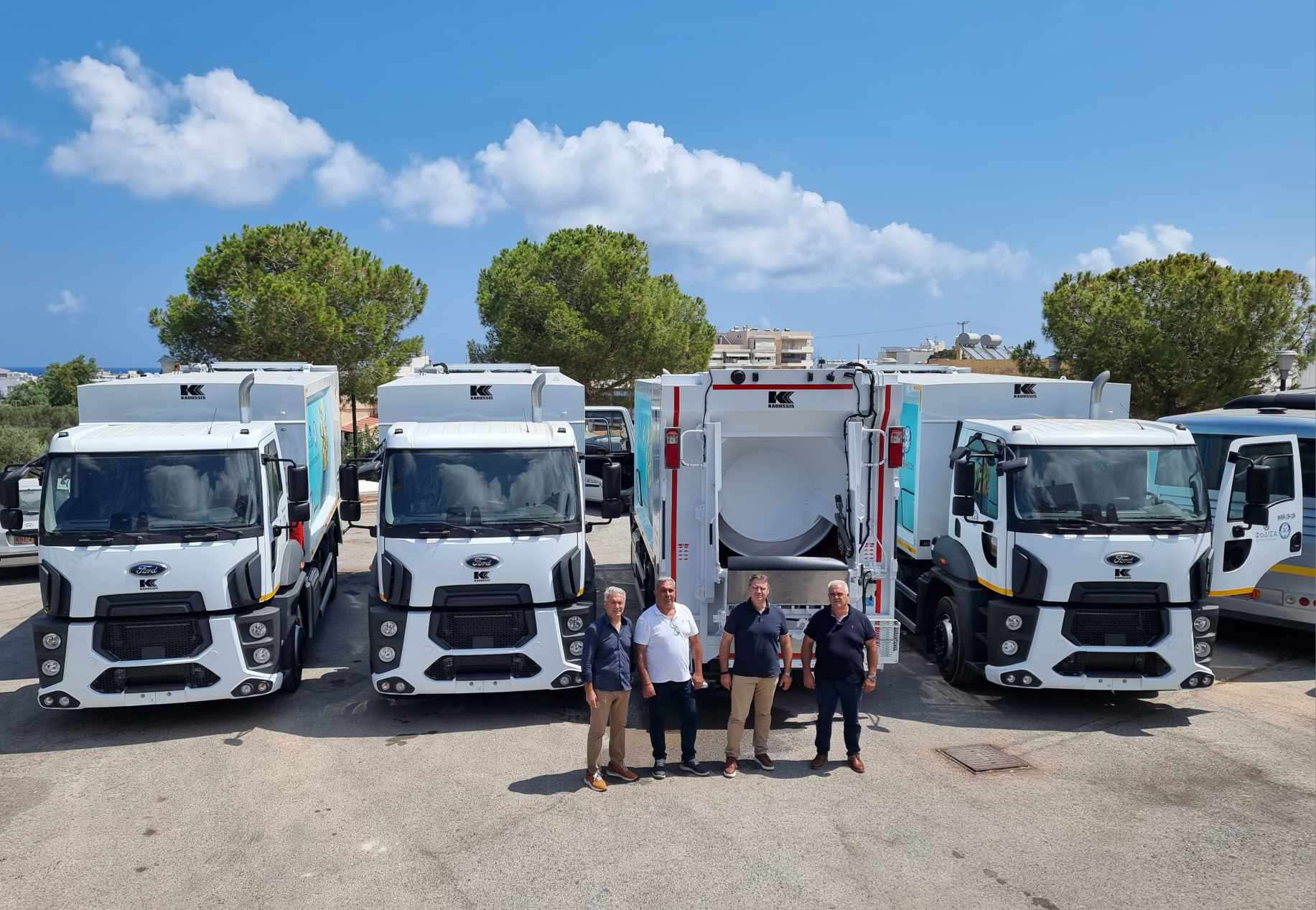 Ανανέωσε το στόλο απορριμματοφόρων ο Δήμος Χερσονήσου