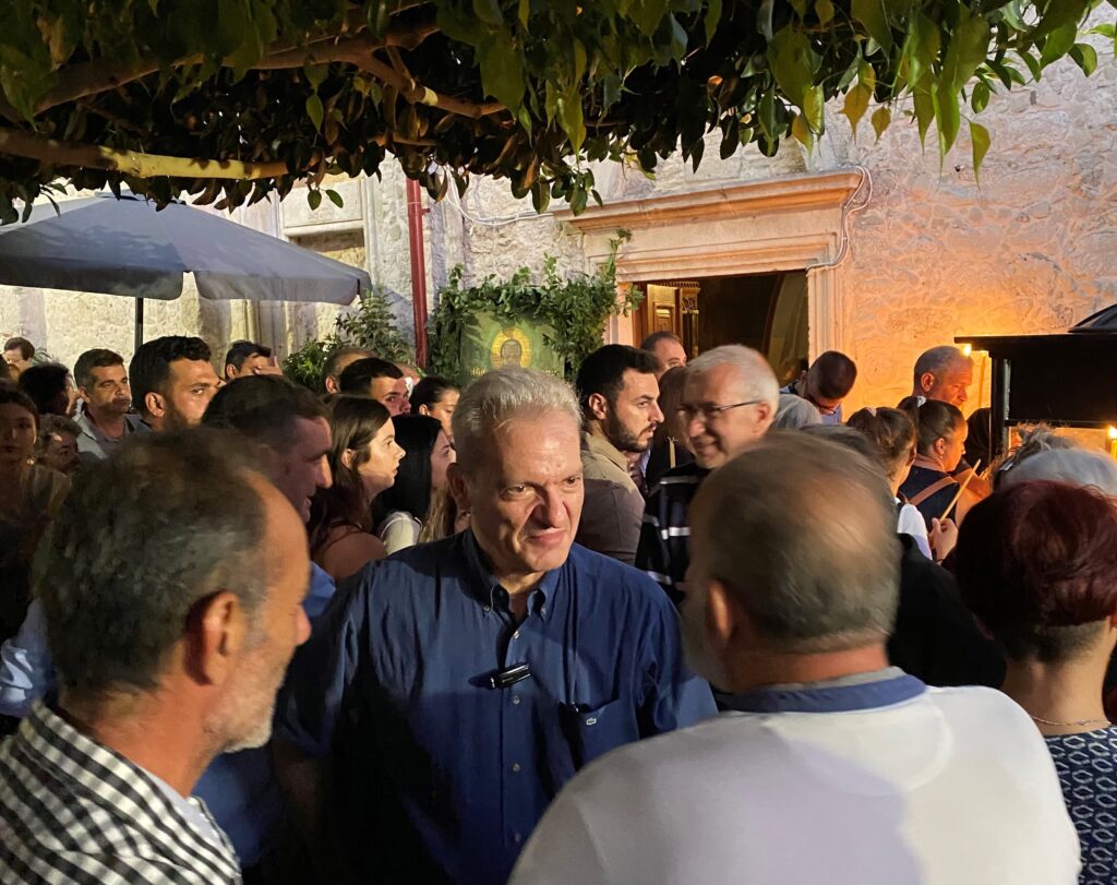 Στον Άγιο Μύρωνα ο Αλέξης Καλοκαιρινός