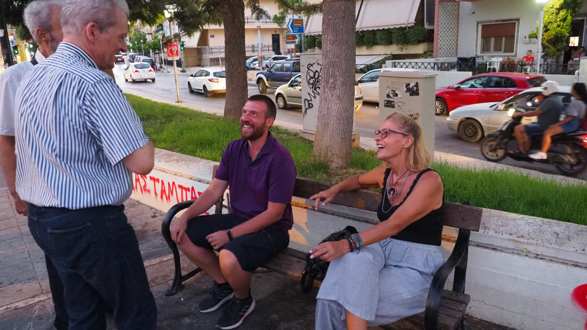 Α. Καλοκαιρινός: Η γειτονιά στο επίκεντρο