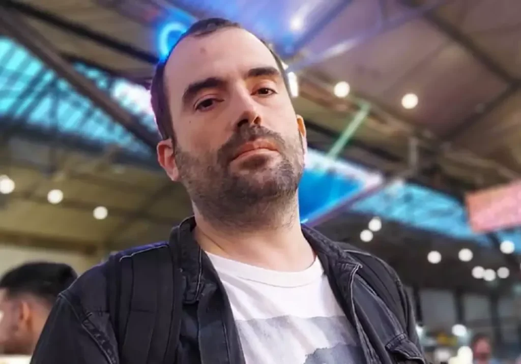 Κηδεύεται ο δημοσιογράφος Αντώνης Χρυσουλάκης