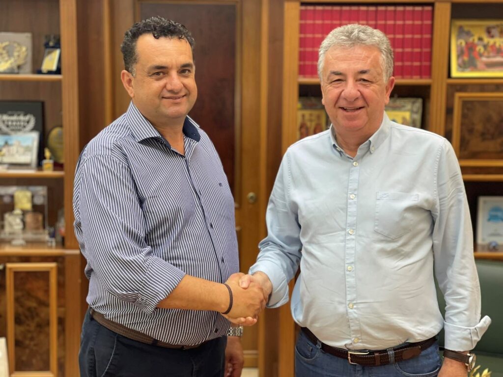 Με τον Αρναουτάκη και ο Μάνθος Πολιτάκης