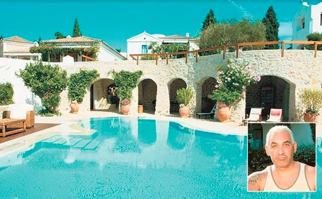 Πέρασε σε άλλα χέρια η βίλα του Άκη Δαυίδ στις Σπέτσες