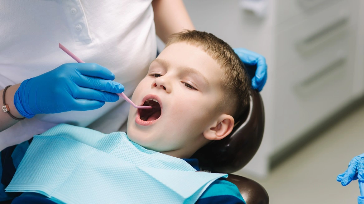 Dentist pass για πολλά παιδικά χαμόγελα