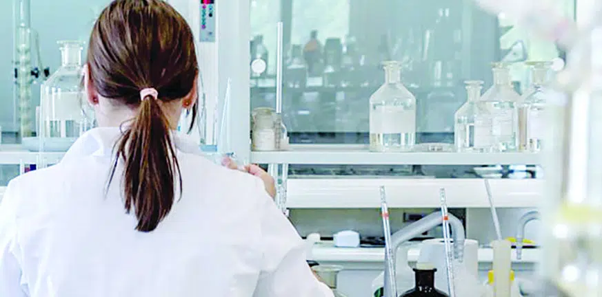 Σε απεργία «κατεβαίνουν» οι εργαστηριακοί γιατροί