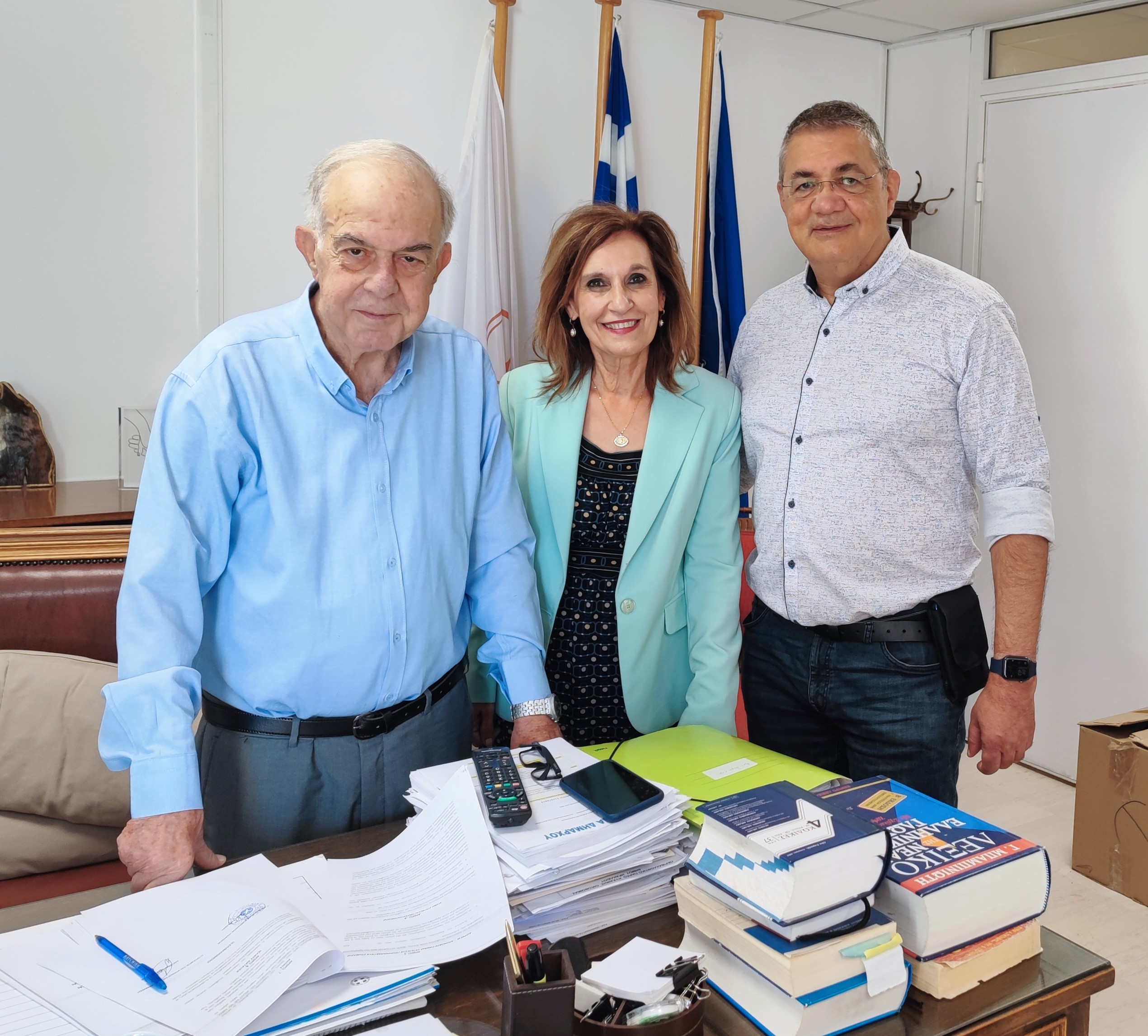 Σύμβαση Δήμου και Ιατρικού Συλλόγου για στήριξη ευπαθών ομάδων