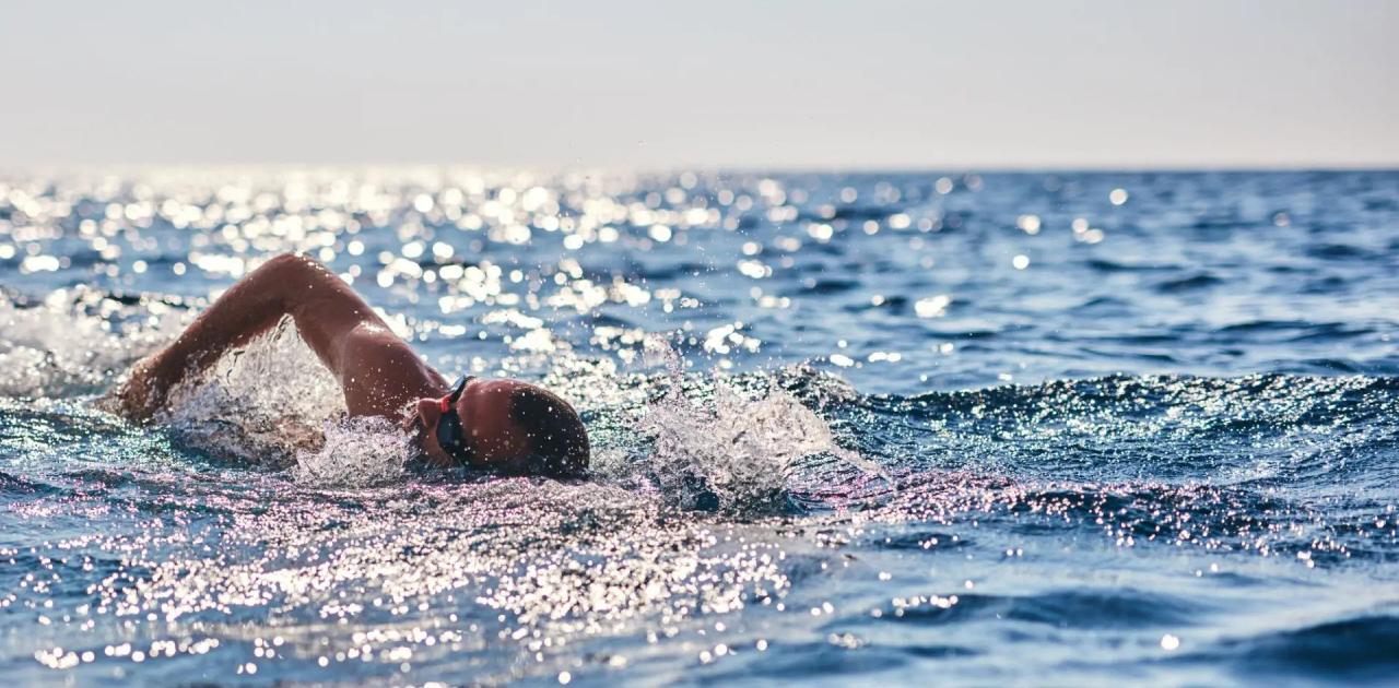 Βέλγος έσπασε το ρεκόρ ανοικτής θαλασσής στον Κορινθιακό Κόλπο