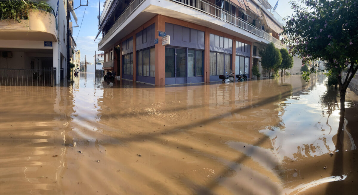 Σε κατάσταση ύψιστου συναγερμού η Λάρισα
