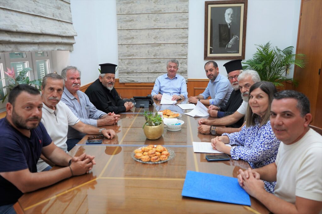 Υπογραφή σύμβασης για θρησκευτικό μνημείο του Κρουσώνα