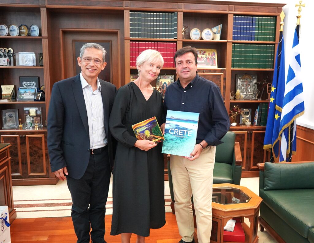 Στην Περιφέρεια η πρέσβης της Νορβηγίας