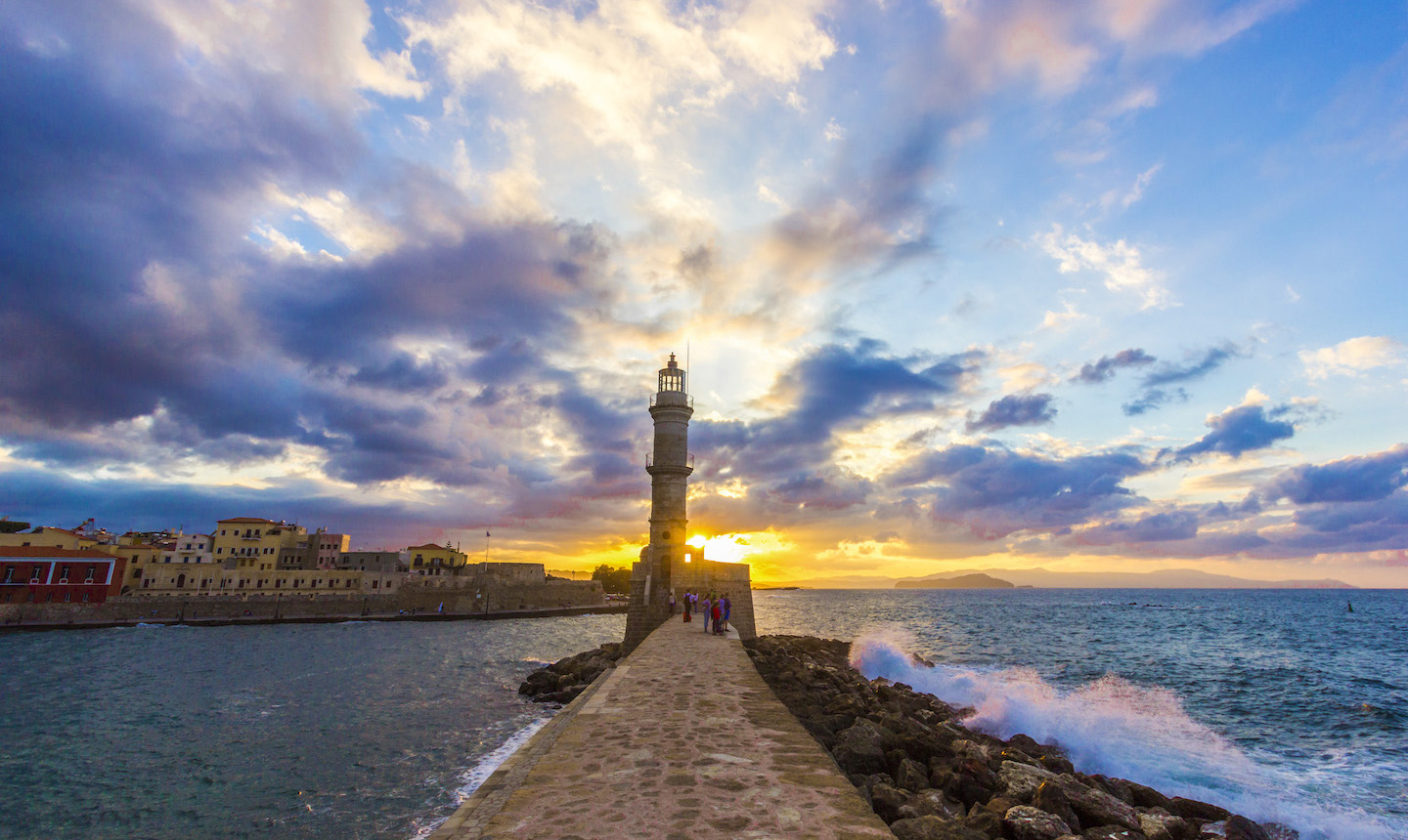 Συναγερμός για τραυματισμό στο λιμάνι των Χανίων