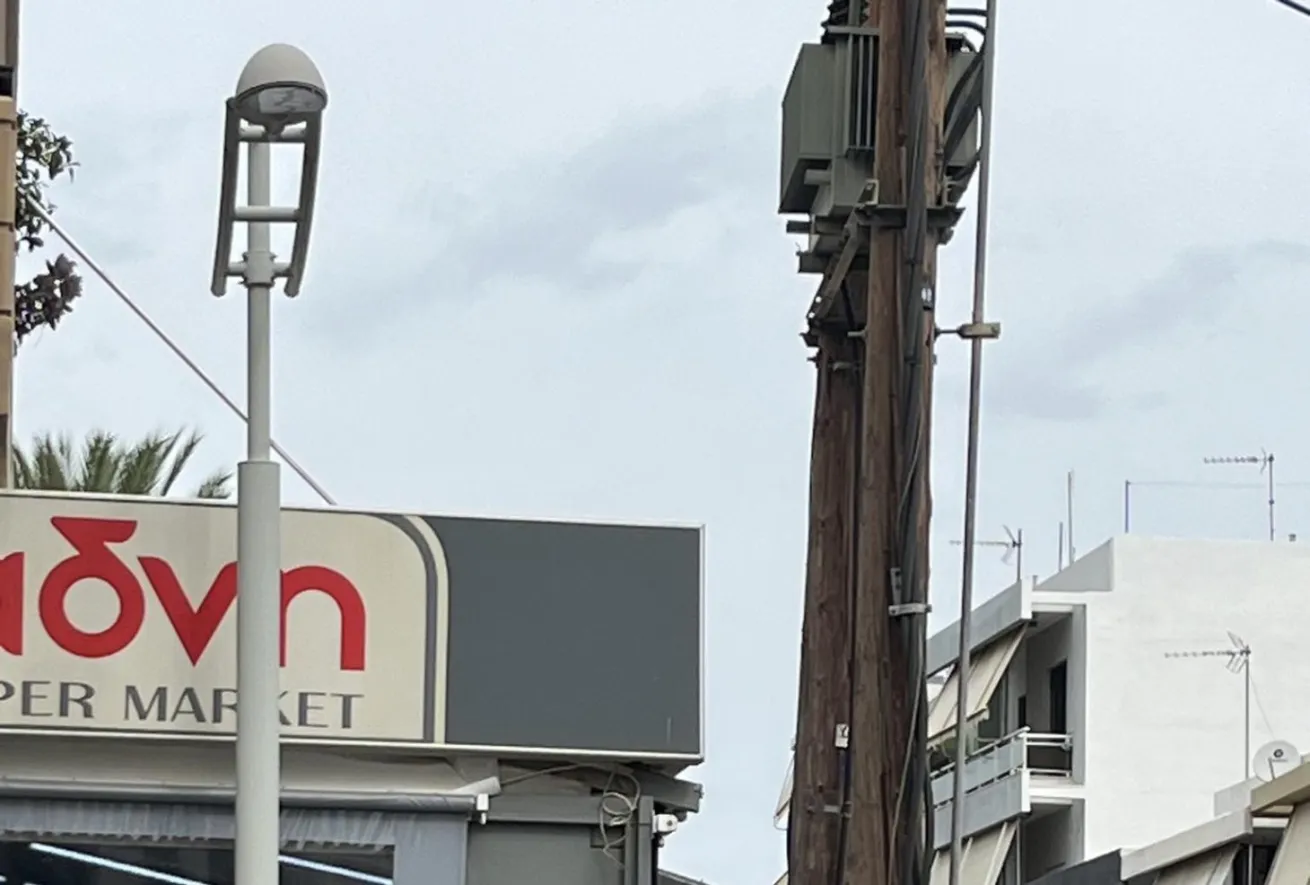 Σε σοβαρή κατάσταση ο ελαιοχρωματιστής που χτυπήθηκε από ρεύμα