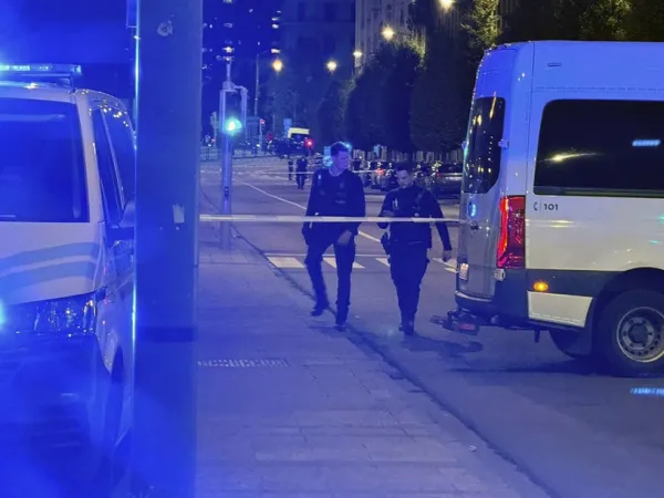 Ανθρωποκυνηγητό στο Βέλγιο για τη σύλληψη του ενόπλου που σκότωσε δύο Σουηδούς φιλάθλους