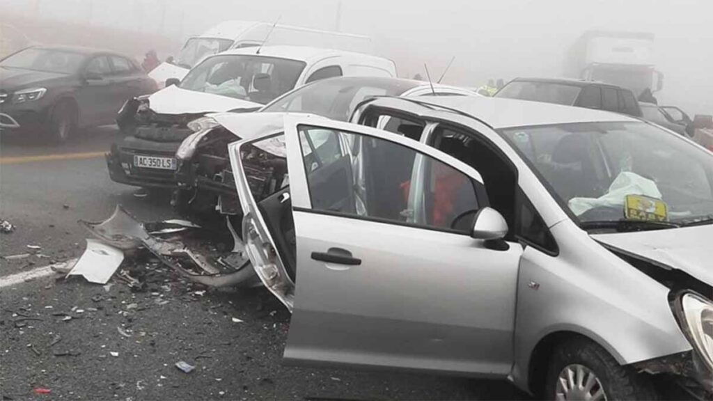 Πρωινή καραμπόλα στο ύψος της βιομηχανικής