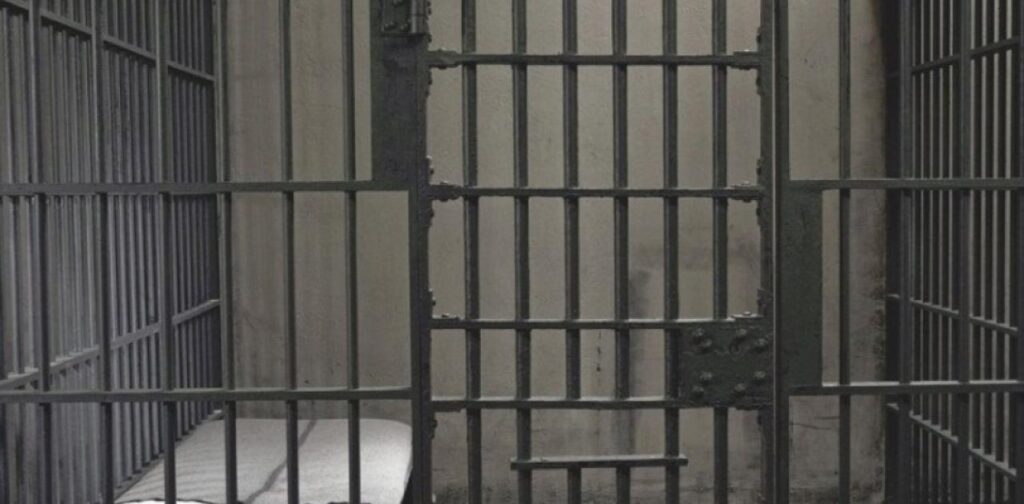 Προσπάθησε να αυτοκτονήσει με κουβέρτα