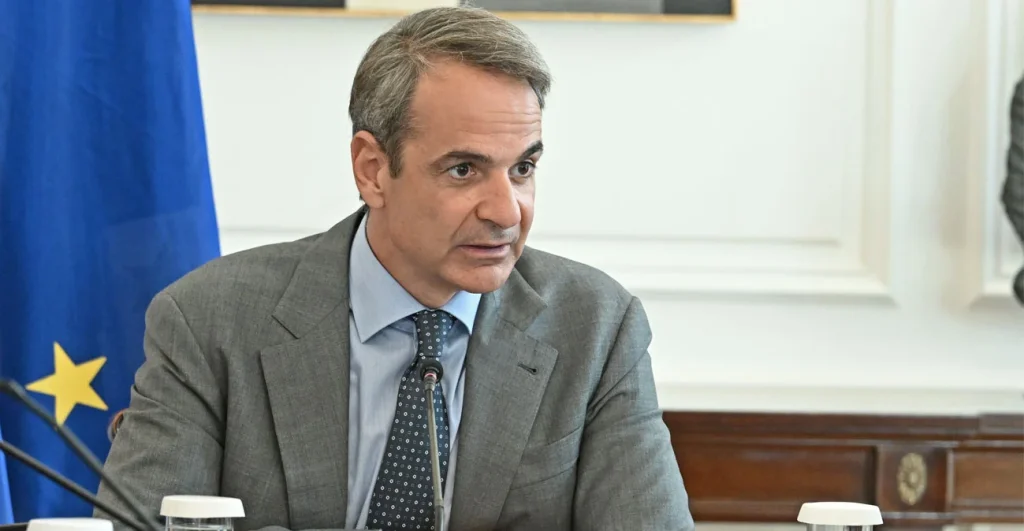 Κ. Μητσοτάκης: “Μείωση 50 % του τέλους επιτηδεύματος για επαγγελματίες που δηλώνουν πάνω από τον κατώτατο μισθό”