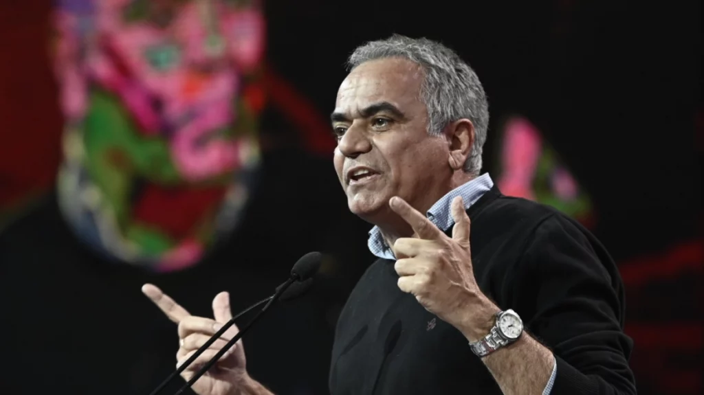 Π. Σκουρλέτης: “Ο χώρος κινδυνεύει από γελοιοποίηση”