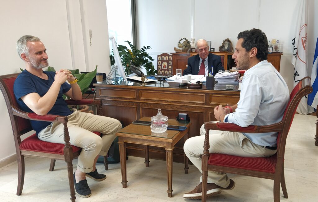 Υπογράφτηκε η σύμβαση για τον εξωραϊσμό της πλατείας Ελευθερίας