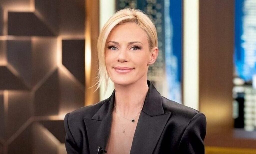 Ζ. Μακρυπούλια: “Μεγάλωσα με πολλά πρέπει”