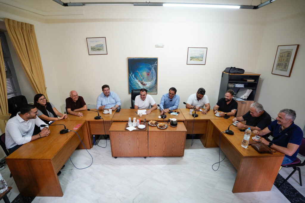 Στο ΤΕΕ ο Μιχάλης Καραμαλάκης