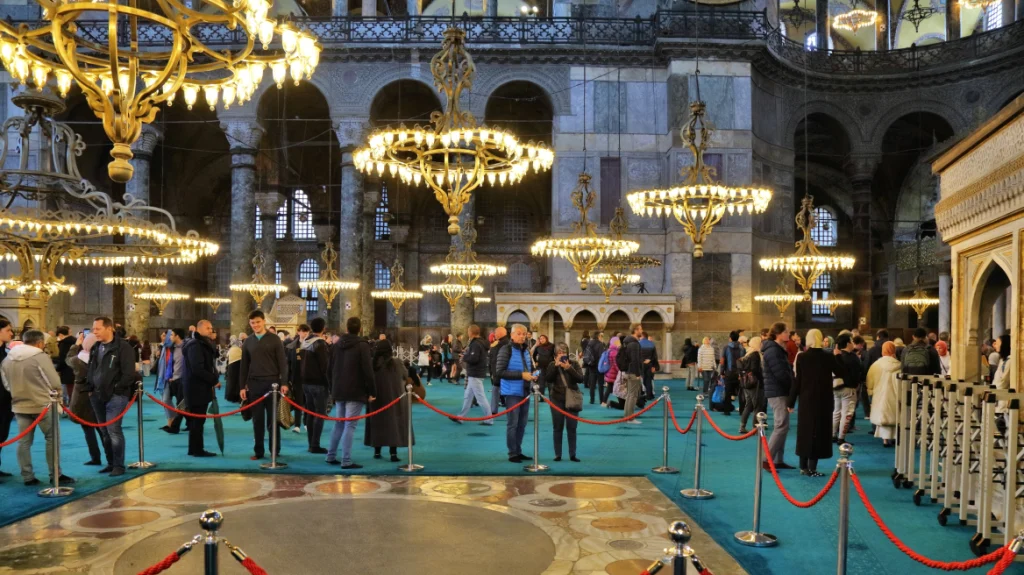 Αγία Σοφία: Με εισιτήριο η επίσκεψη τουριστών από 15 Ιανουαρίου