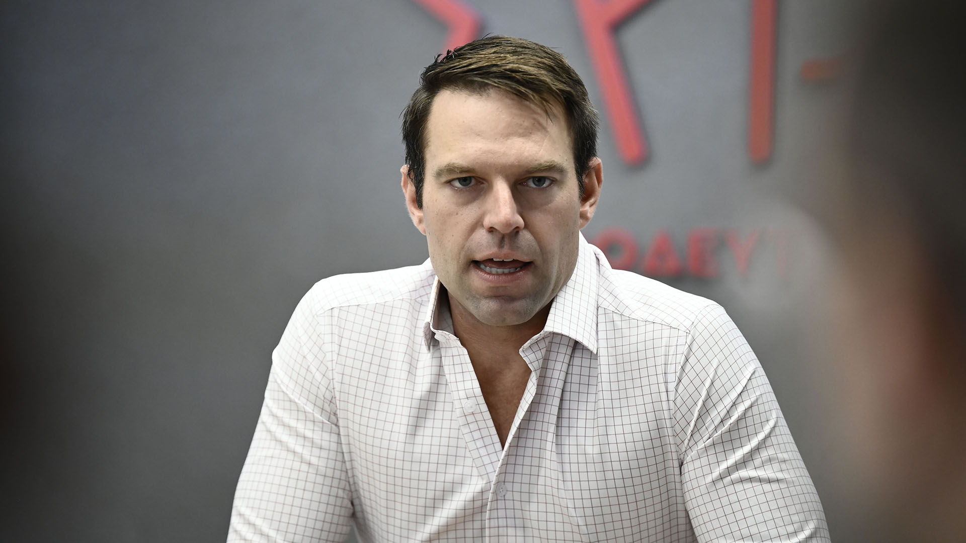 Στ. Κασσελάκης: “Τι δουλειά έχω με όσους σπατάλησαν τα δισεκατομμύρια του ελληνικού λαού;”