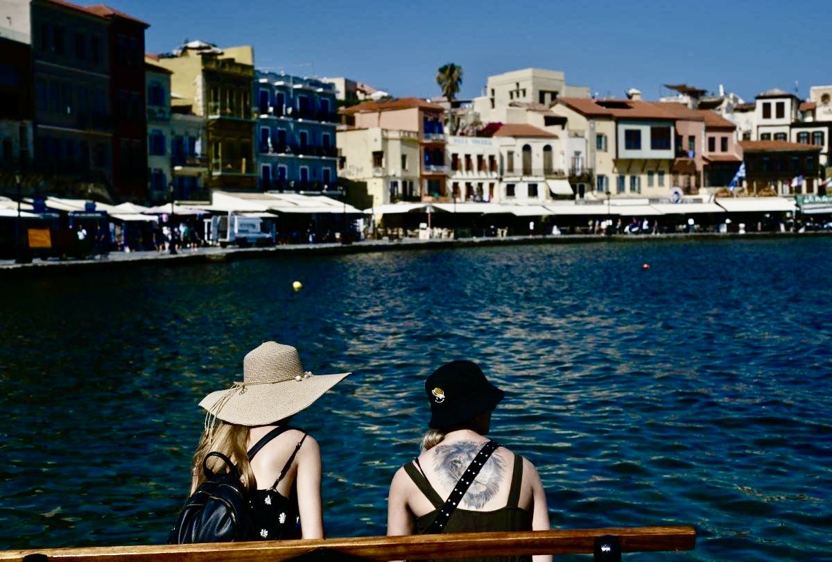 Τουρισμός για όλους 2024: Τα εισοδηματικά κριτήρια και τα voucher έως και 400 ευρώ