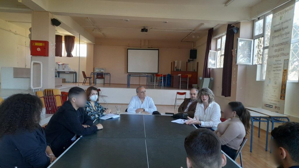 Σε σχολεία της Κρήτης ο Περιφερειακός Διευθυντής Εκπαίδευσης