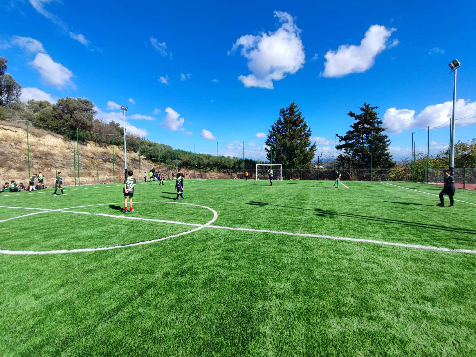 Εγκαινιάστηκε ο νέος πολυχώρος αθλητισμού στην Αυγενική