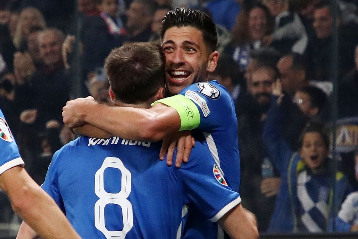 Ελλάδα – Γαλλία 2-2: Εθνική έτοιμη για Euro, κοίταξε στα μάτια τους μπλε με γκολάρες Μπακασέτα και Ιωαννίδη