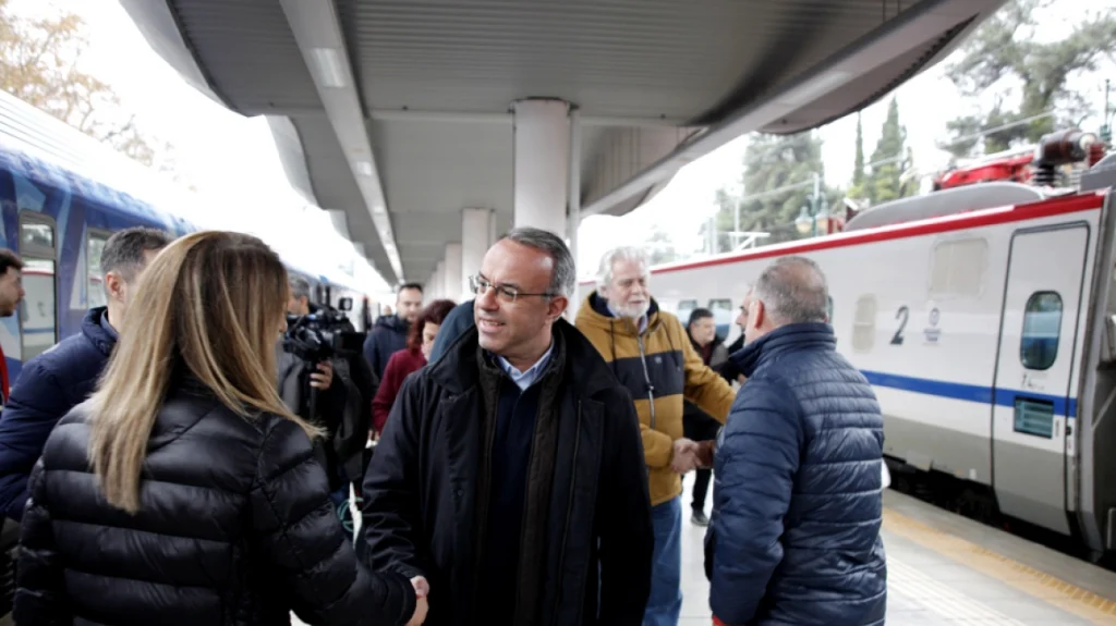 Σταϊκούρας: Σε 1.5 χρόνο η πλήρης αποκατάσταση του σιδηροδρομικού δικτύου