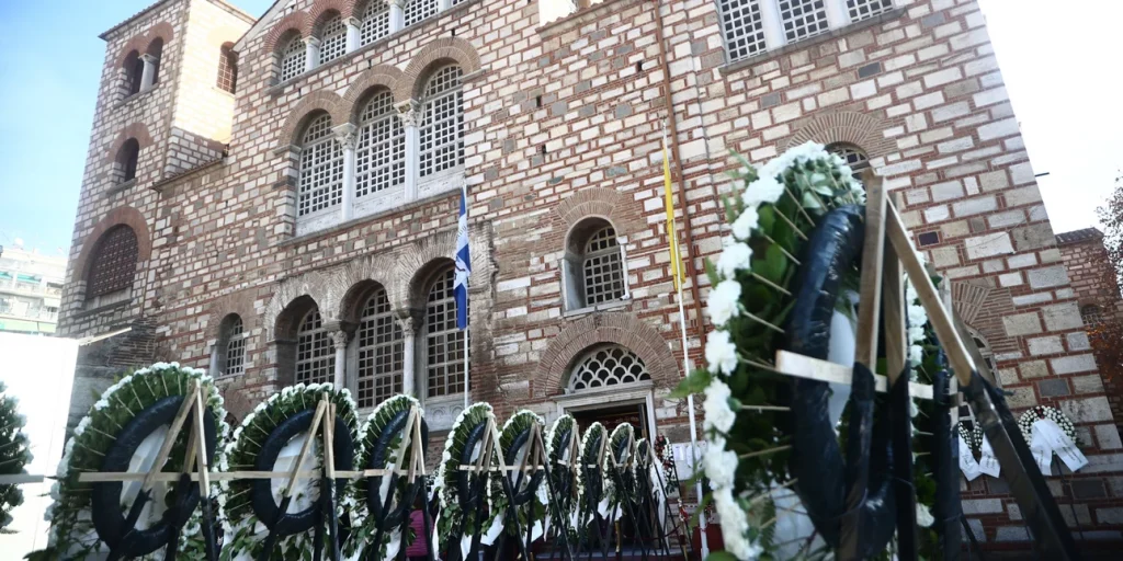 Πόνος και θλίψη στην κηδεία του Γιώργου Λυγγερίδη