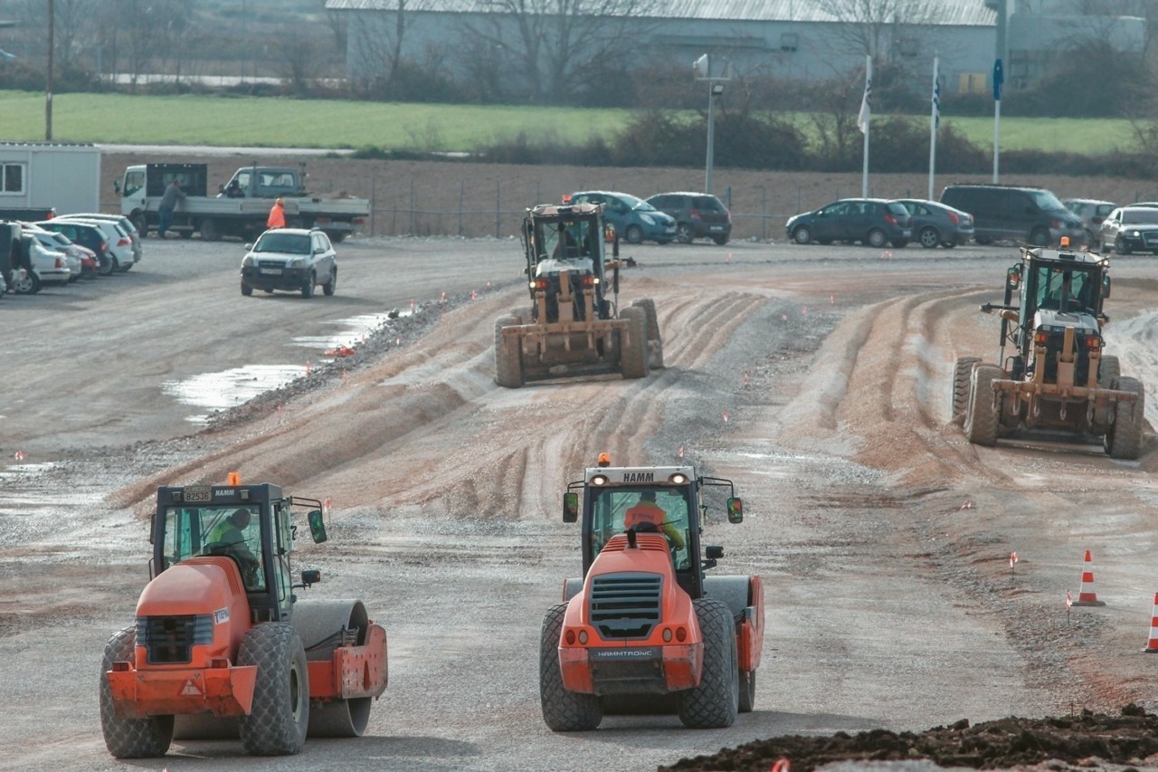 Δυσμενές περιβάλλον για τα δημόσια έργα