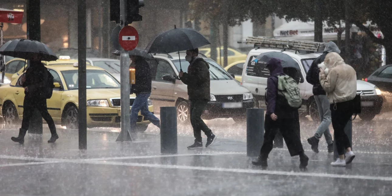 Νέα επικαιροποίηση της κακοκαιρίας: Σφοδρές καταιγίδες από το βράδυ