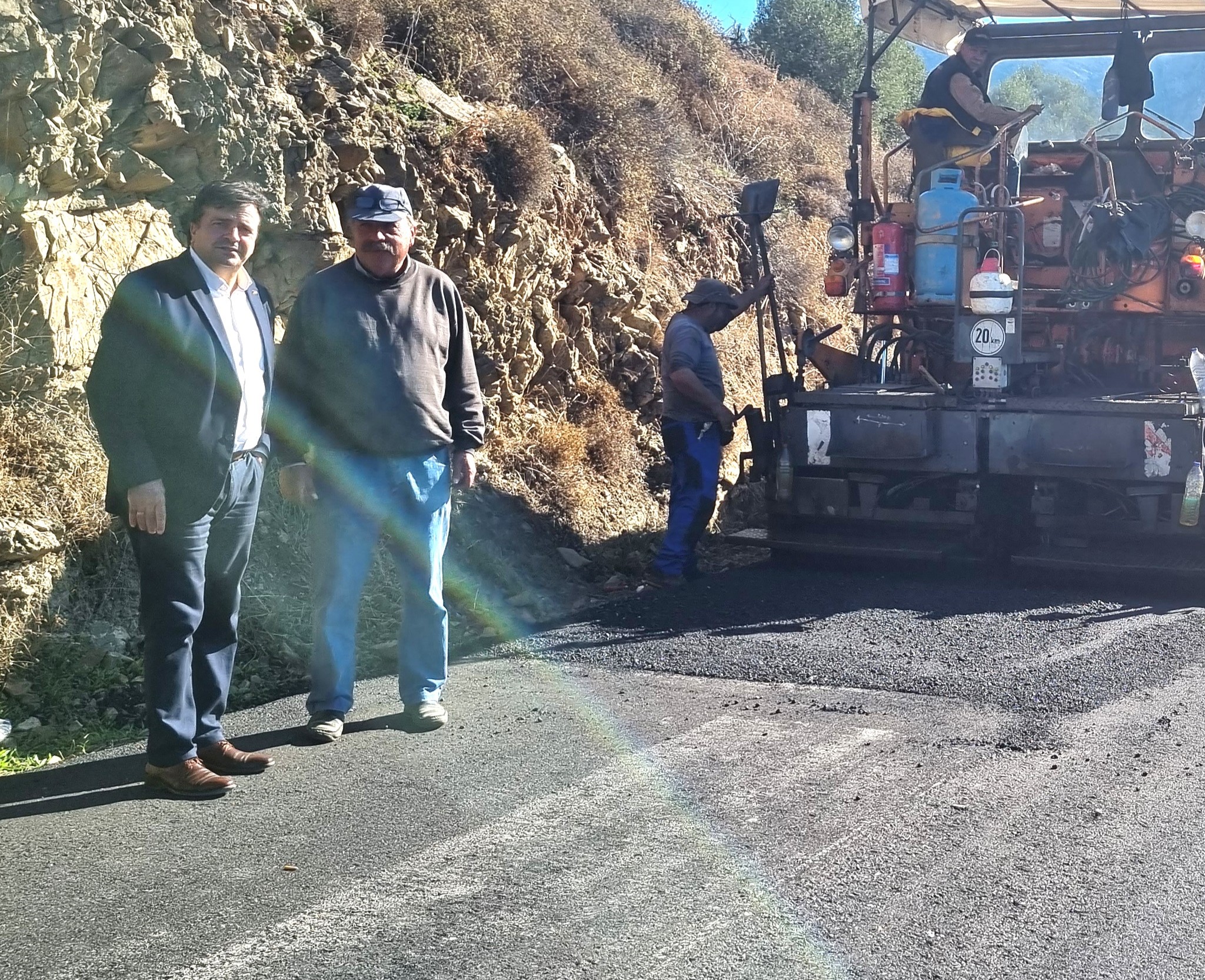 Αυτοψία αντιπεριφερειάρχη στο οδικό έργο στου Γαζέπι το Μύλο